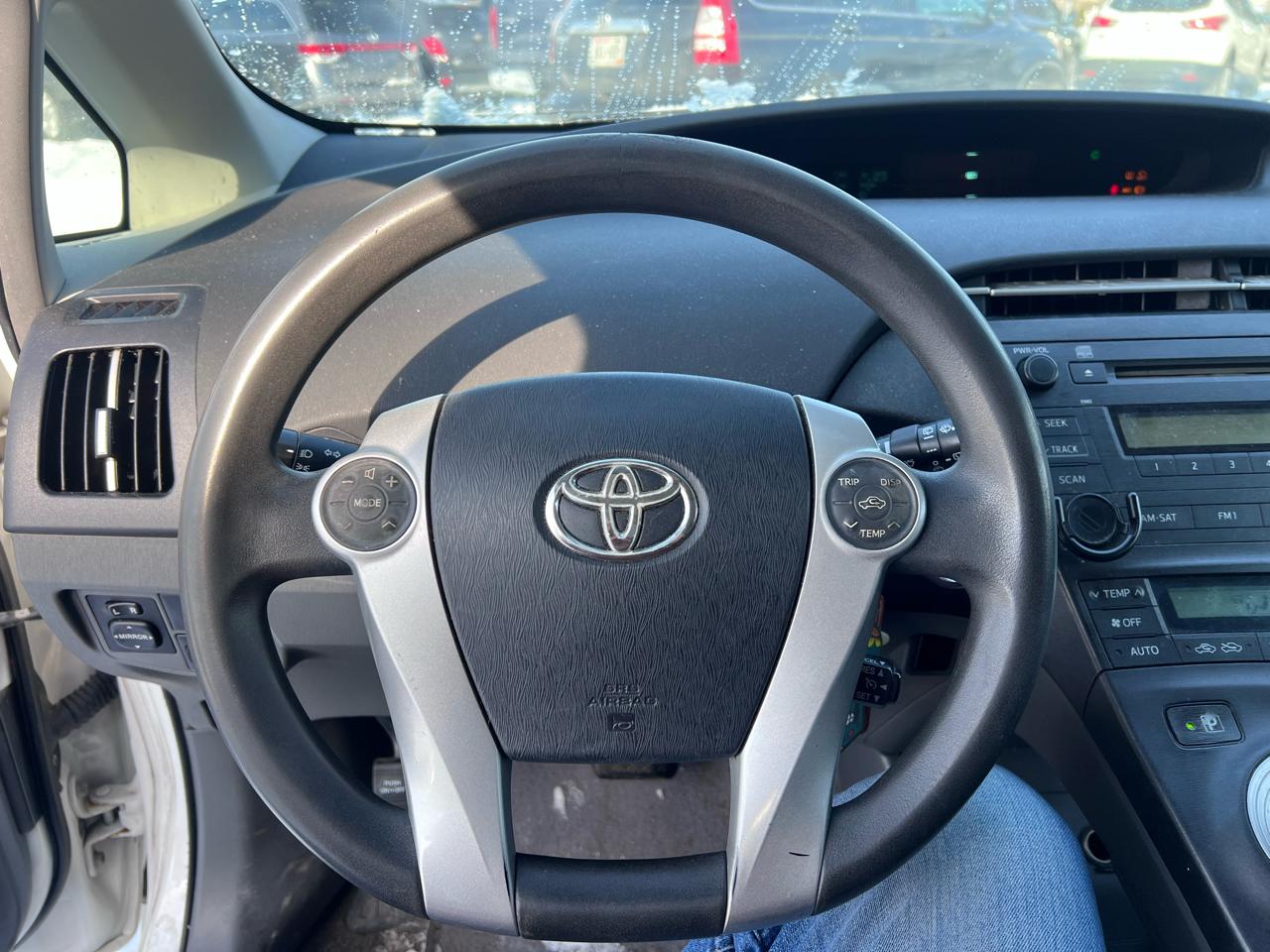 Toyota Prius Prius V 2010