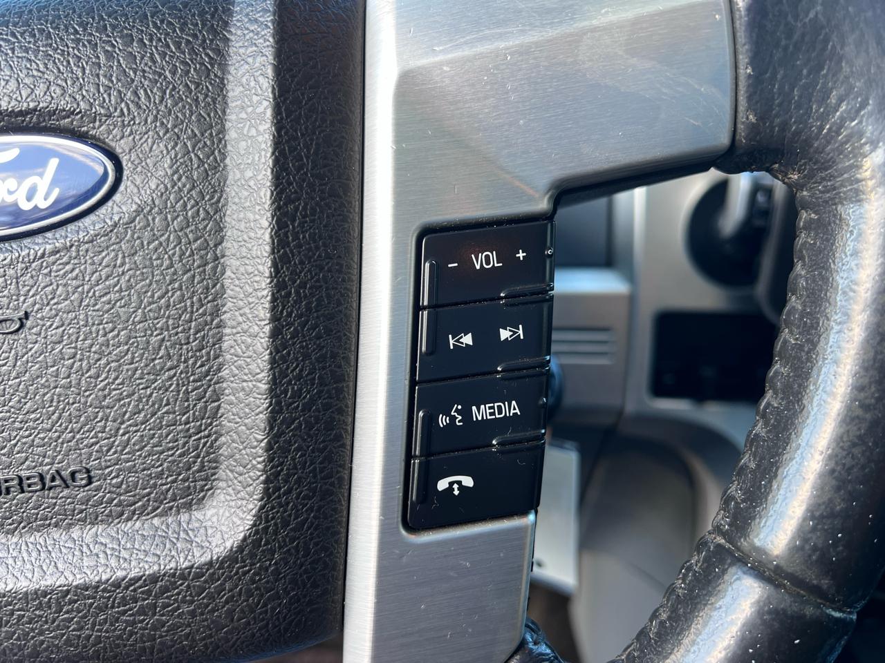 Ford F-150 Platinum SuperCrew 6.5-ft. Bed 4WD 2012