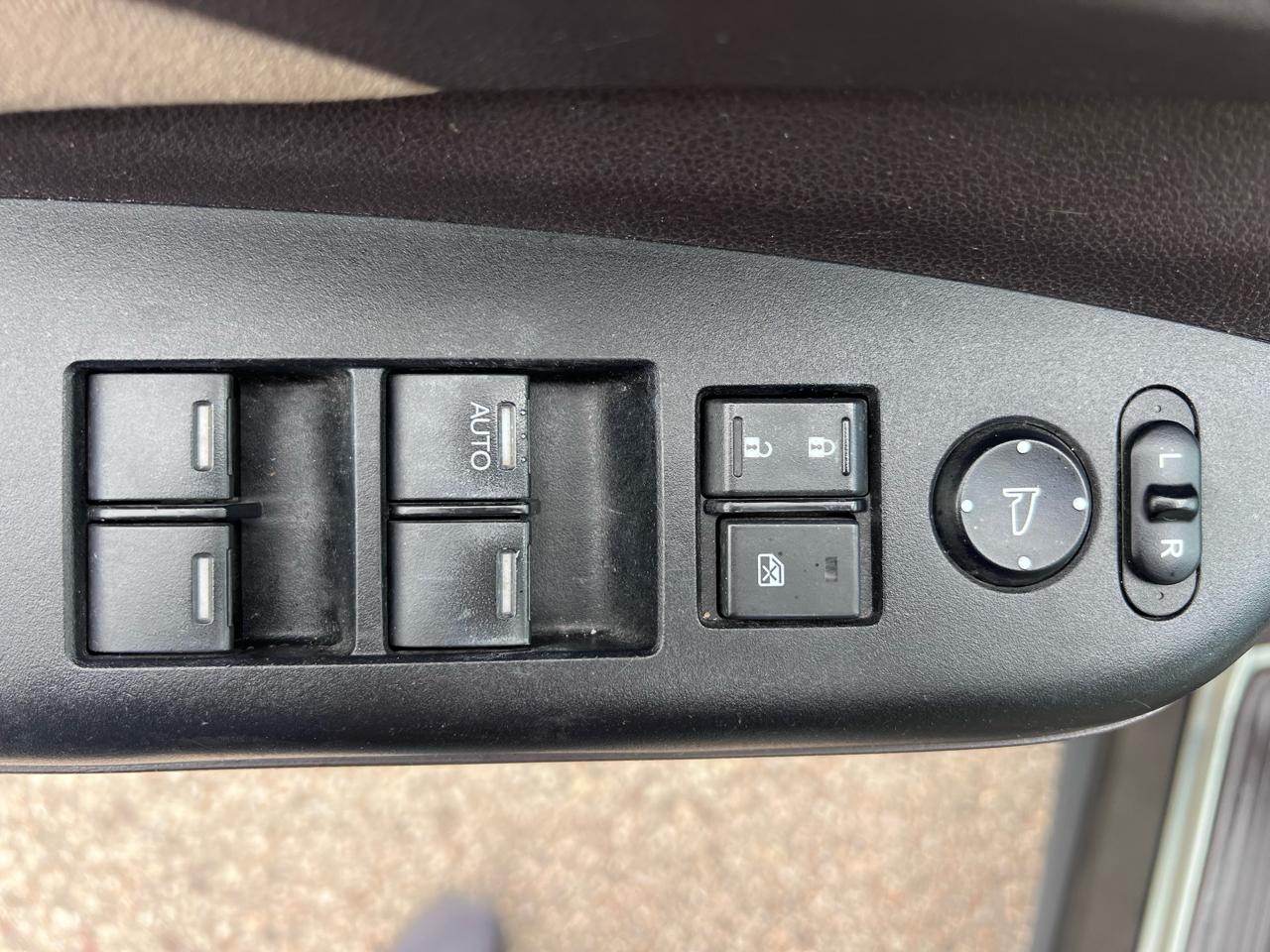 Honda CR-V EX 4WD 5-Speed AT 2012