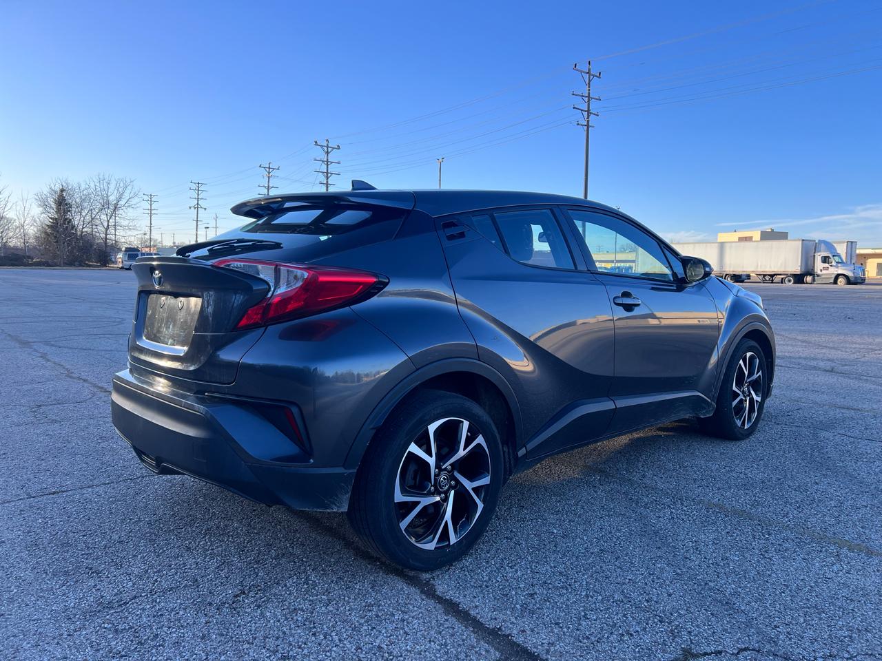 Toyota C-HR XLE Premium 2018