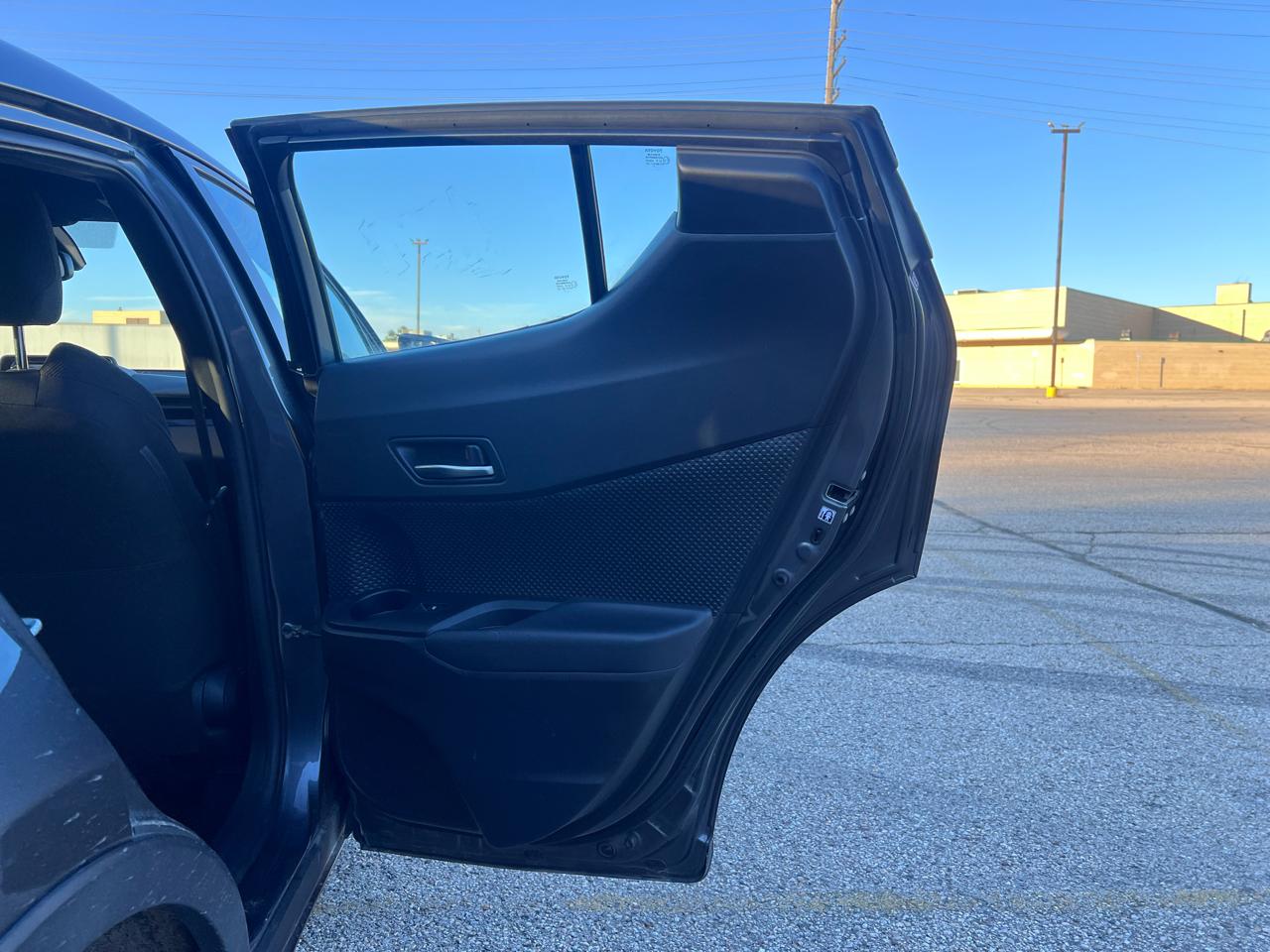 Toyota C-HR XLE Premium 2018