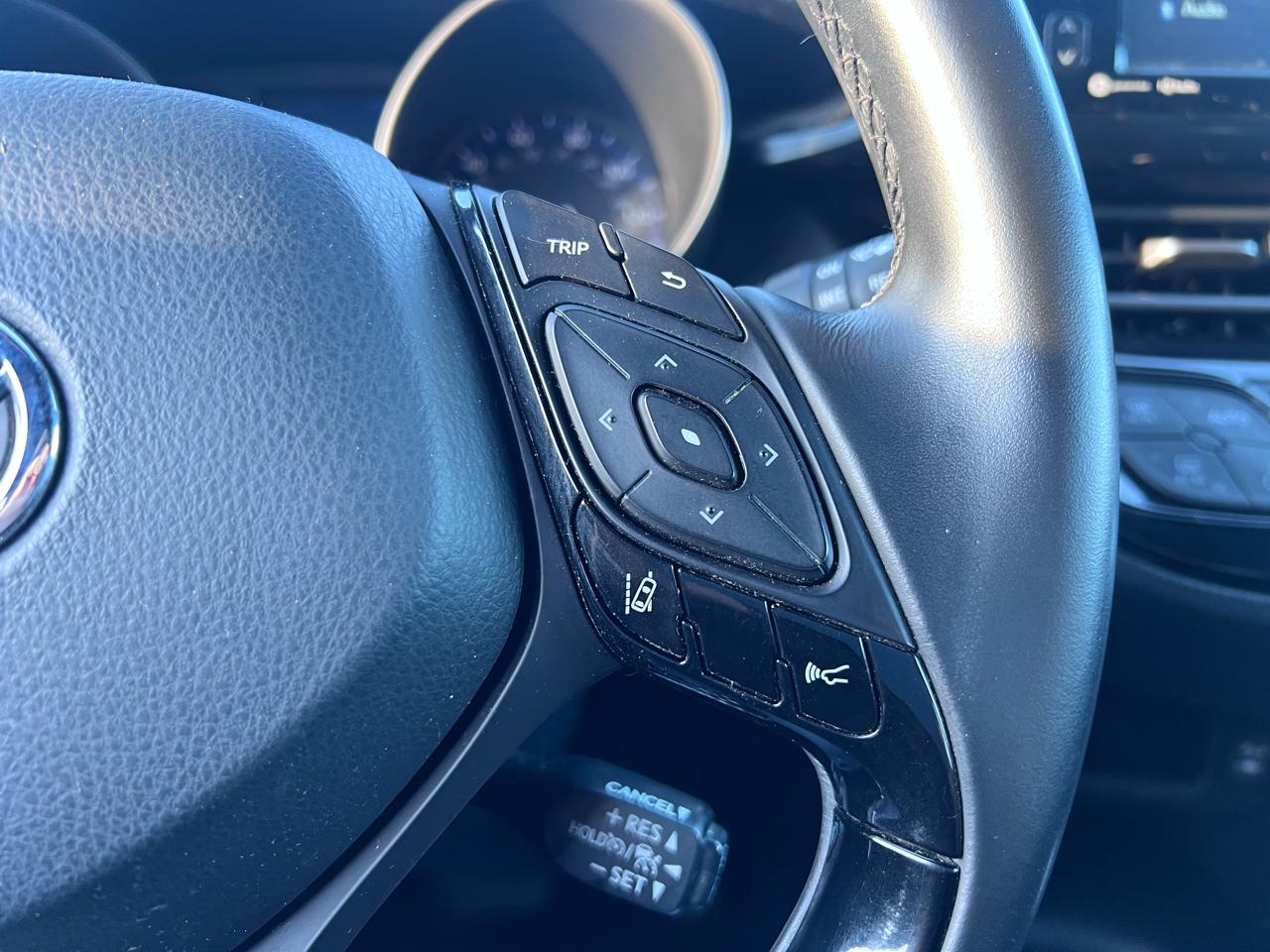 Toyota C-HR XLE Premium 2018