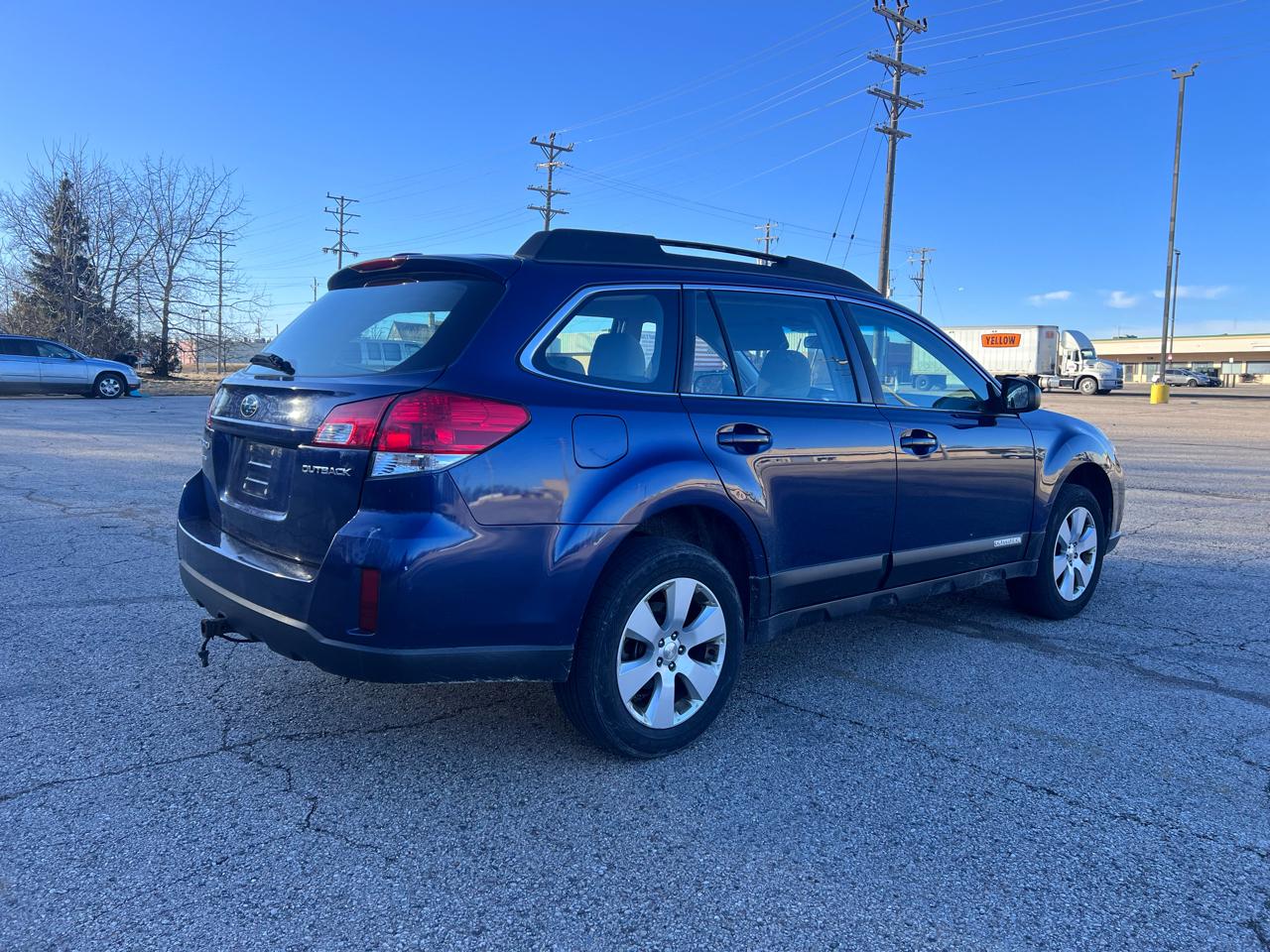 Subaru Outback 2.5i Premium 2011