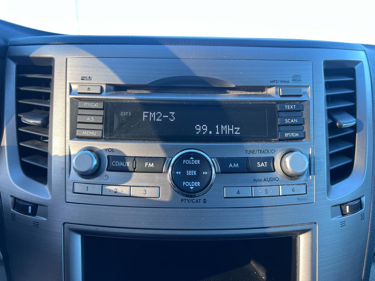 Subaru Outback 2.5i Premium 2011