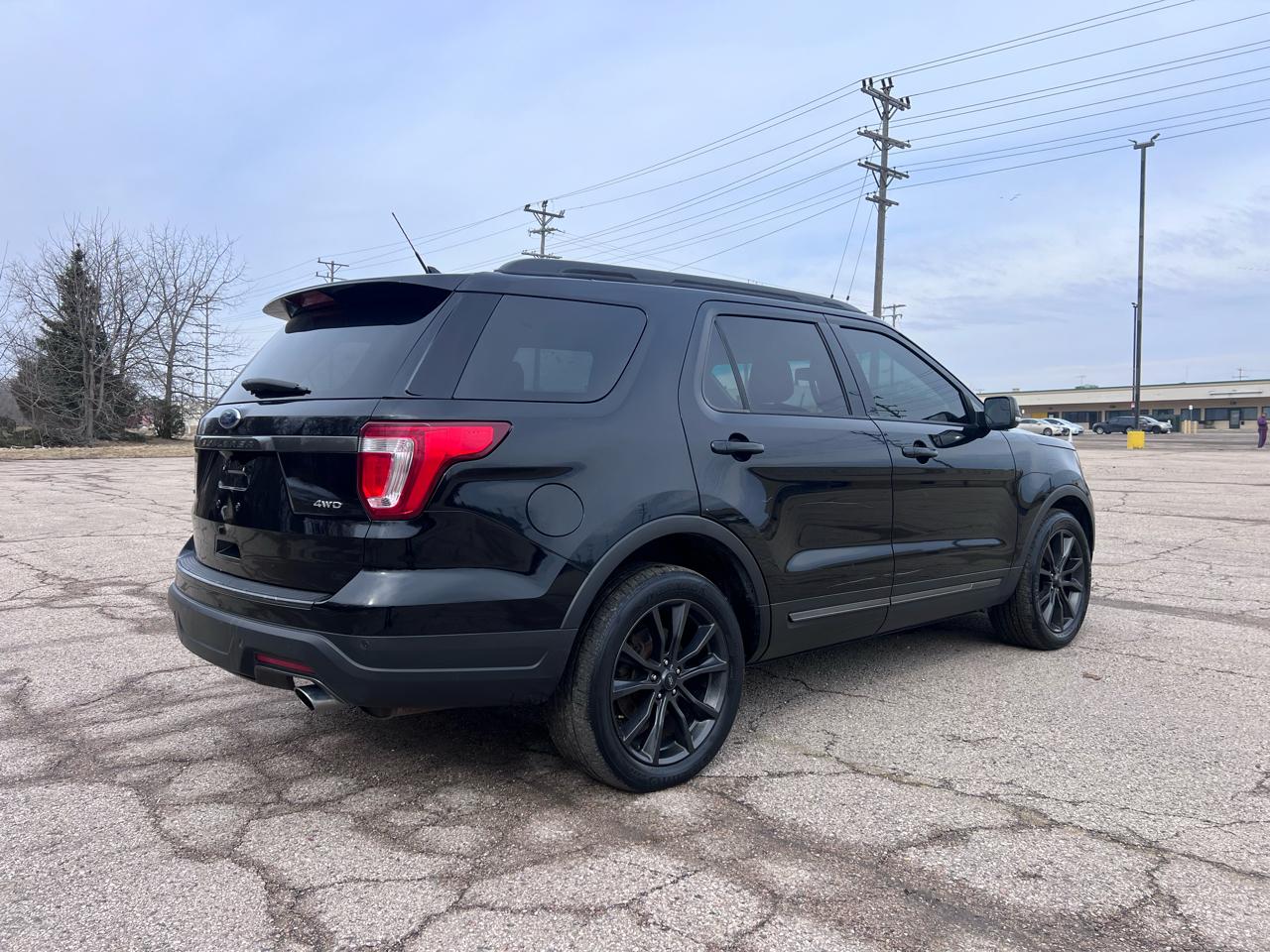 Ford Explorer XLT 4WD 2018