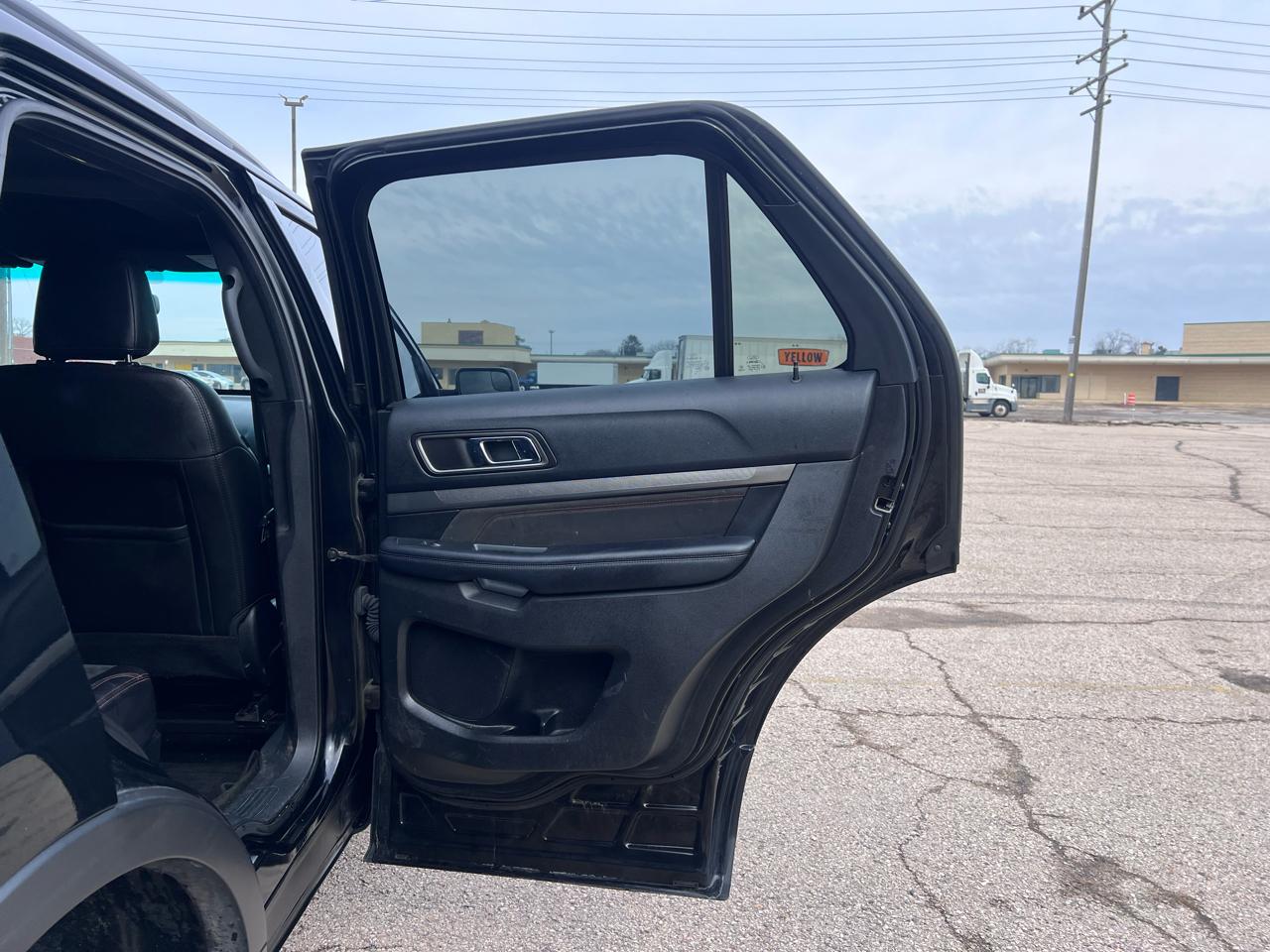 Ford Explorer XLT 4WD 2018