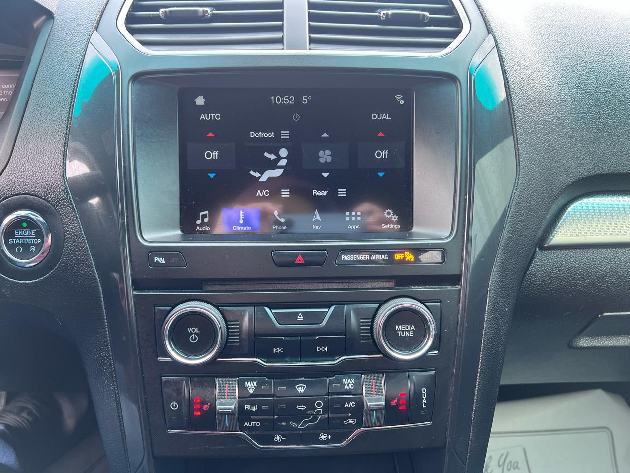 Ford Explorer XLT 4WD 2018