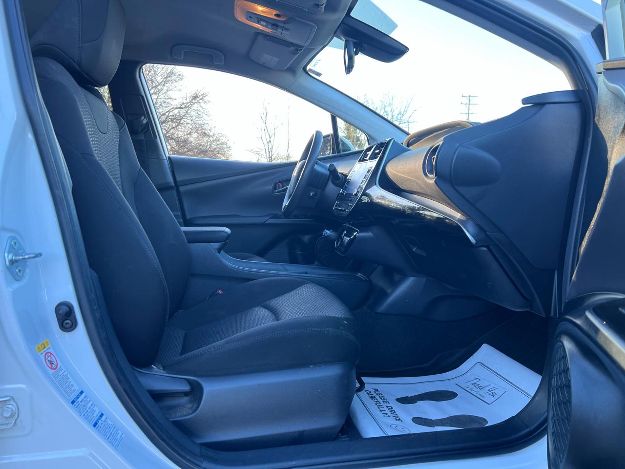 Toyota Prius LE AWD-e 2021