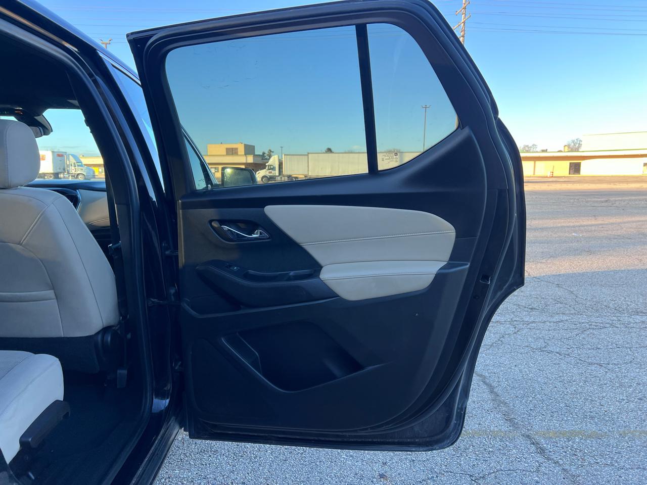 Chevrolet Traverse LS AWD 2022