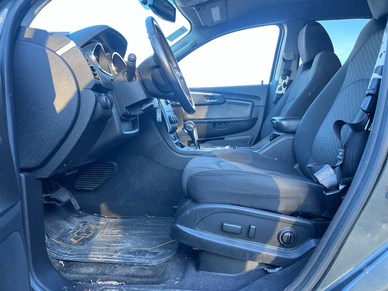 Chevrolet Traverse LT AWD 2011