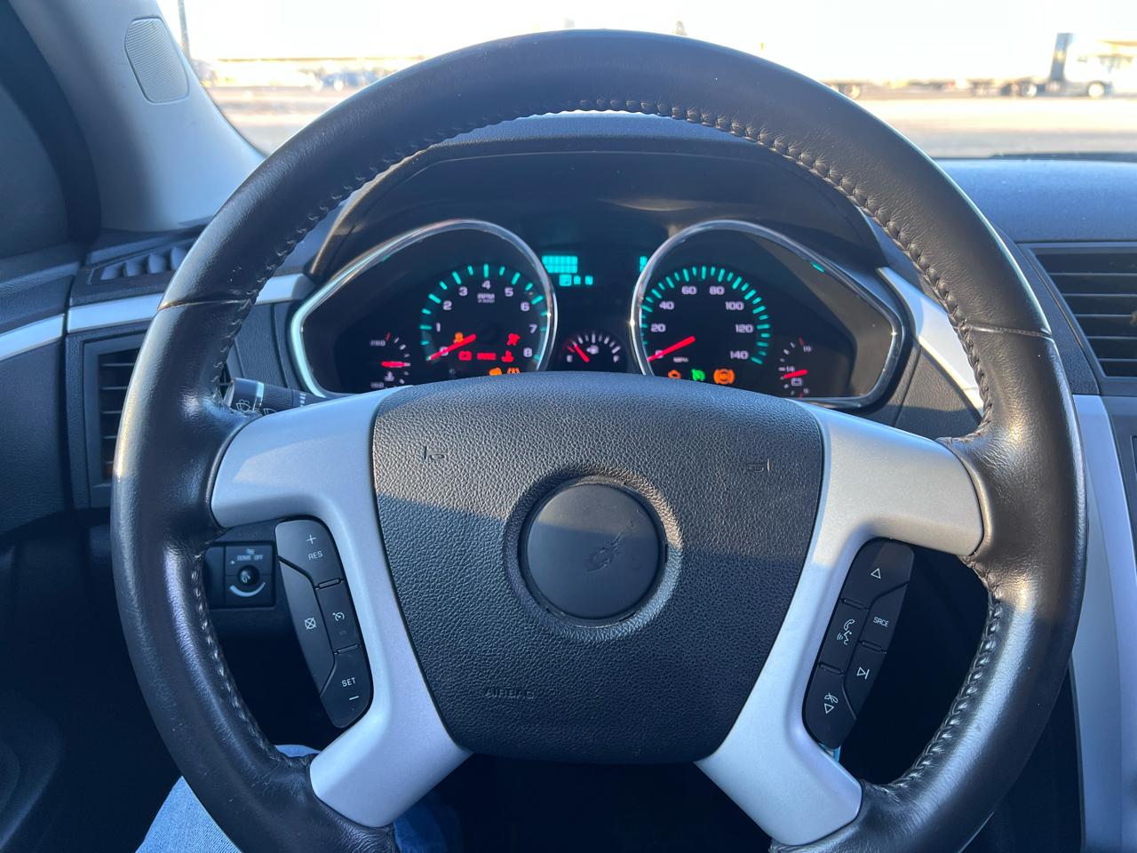 Chevrolet Traverse LT AWD 2011