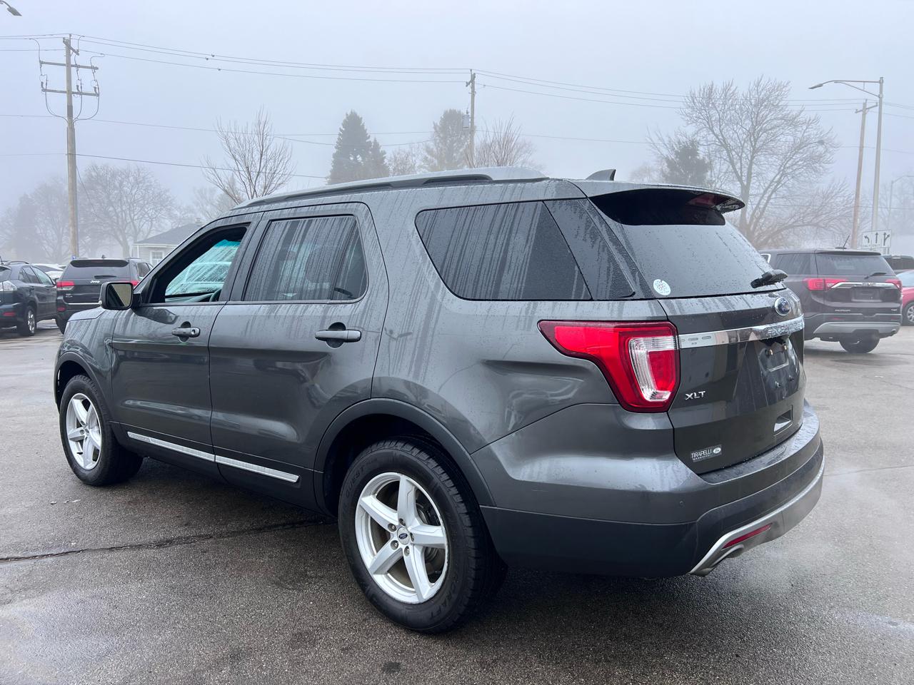 Ford Explorer XLT 4WD 2017