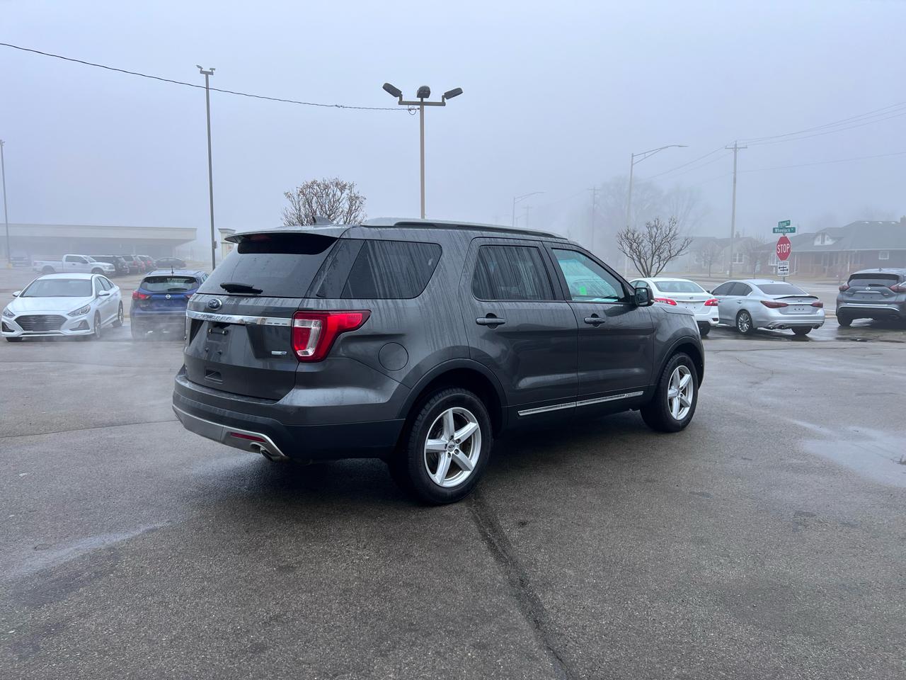 Ford Explorer XLT 4WD 2017