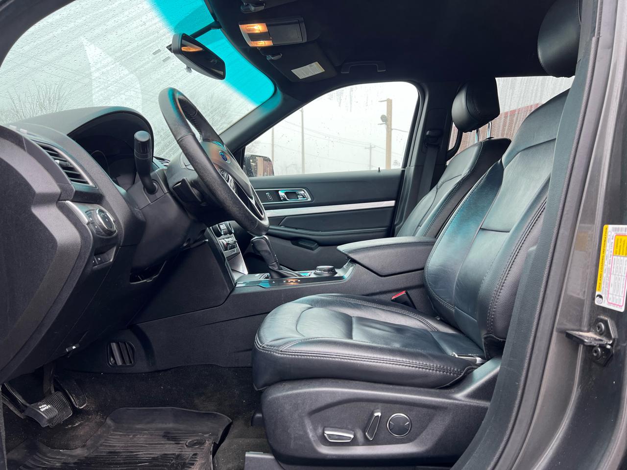 Ford Explorer XLT 4WD 2017