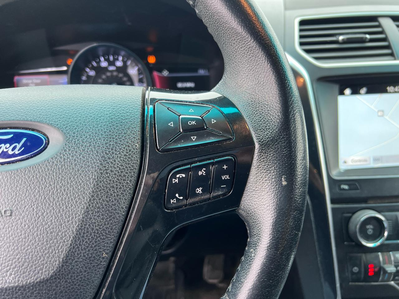 Ford Explorer XLT 4WD 2017