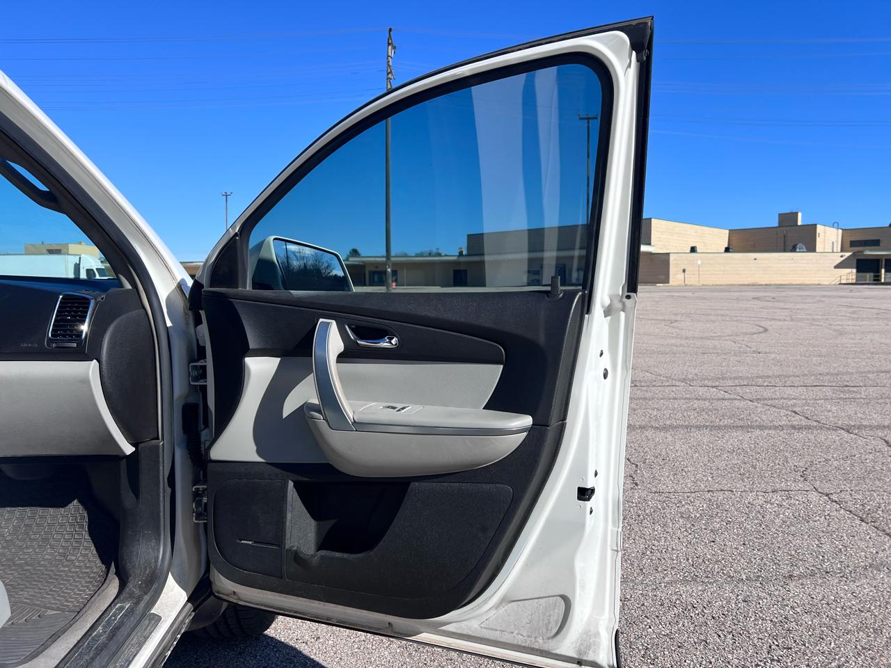 GMC Acadia SLT-2 FWD 2008