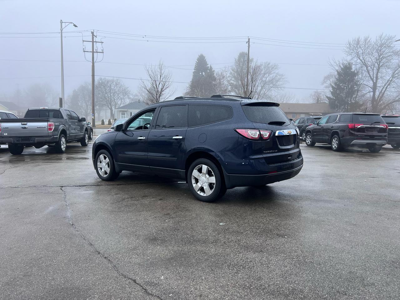 Chevrolet Traverse LS FWD w/PDC 2017