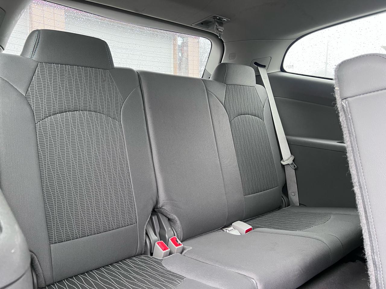 Chevrolet Traverse LS FWD w/PDC 2017