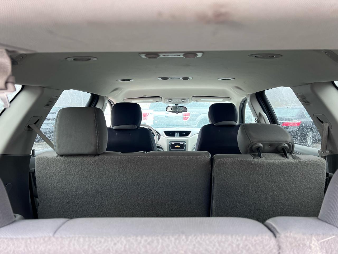 Chevrolet Traverse LS FWD w/PDC 2017