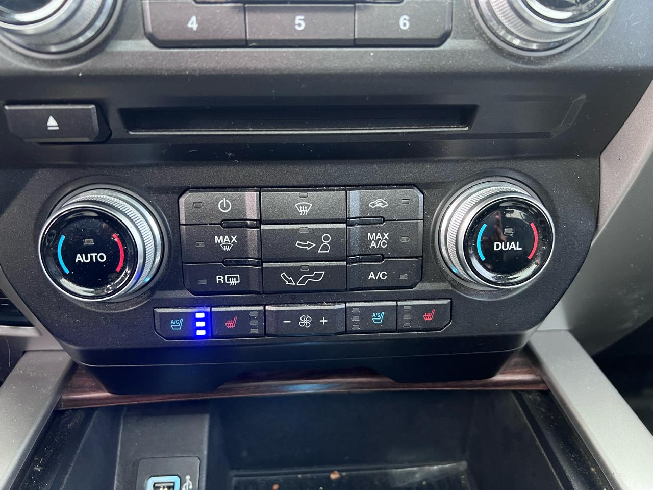 Ford F-150 Lariat SuperCrew 6.5-ft. Bed 4WD 2017