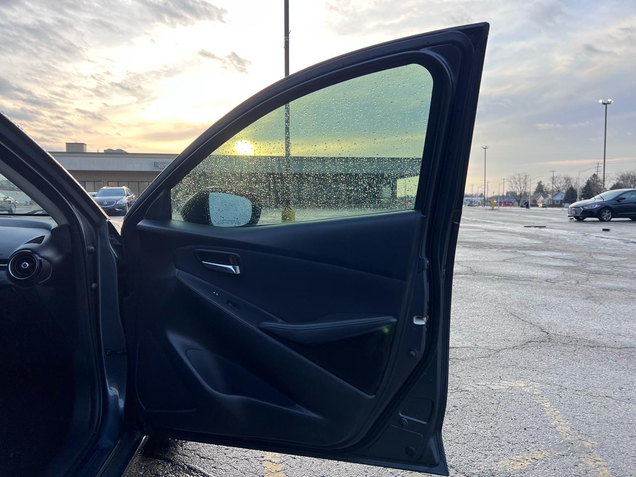 Toyota Yaris iA 6A 2018