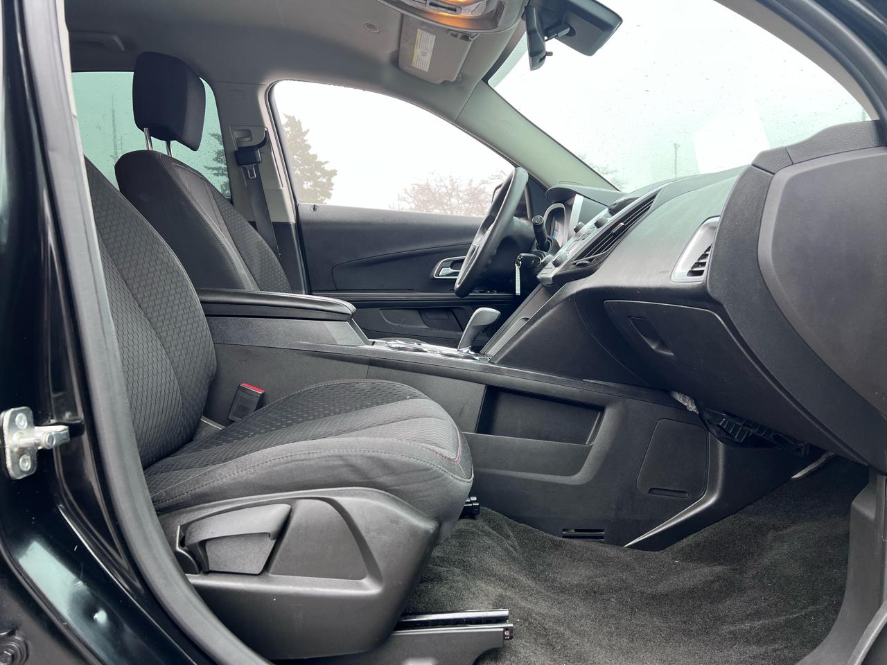 Chevrolet Equinox LS 2WD 2015