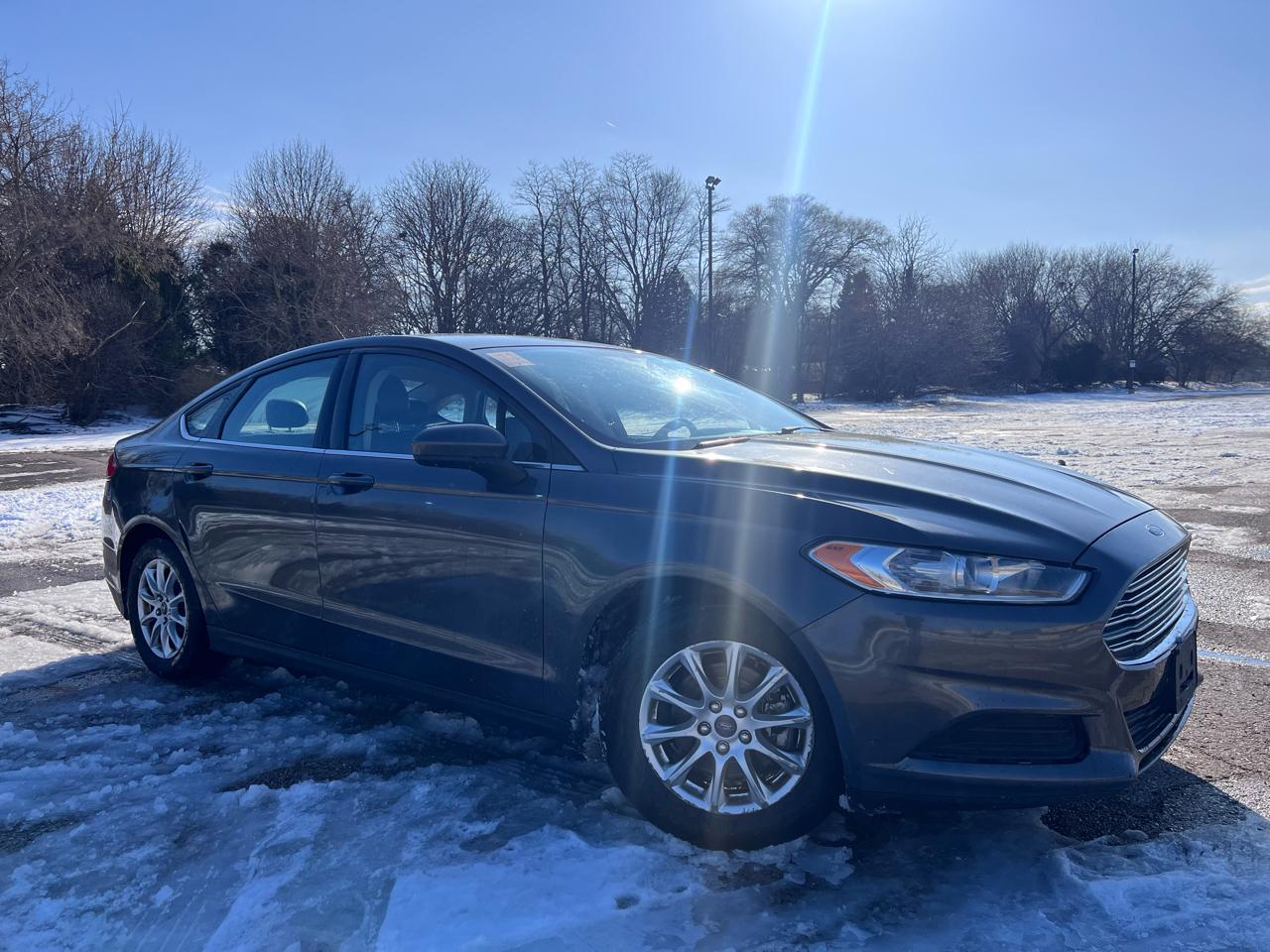 Ford Fusion SE 2016