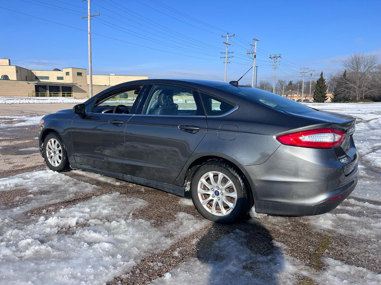Ford Fusion SE 2016