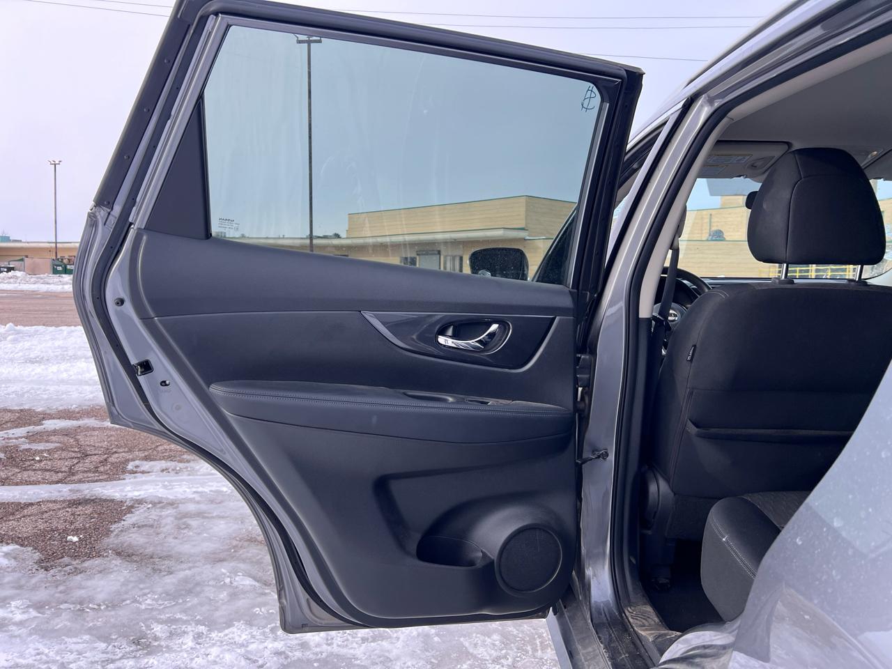 Nissan Rogue S AWD 2017