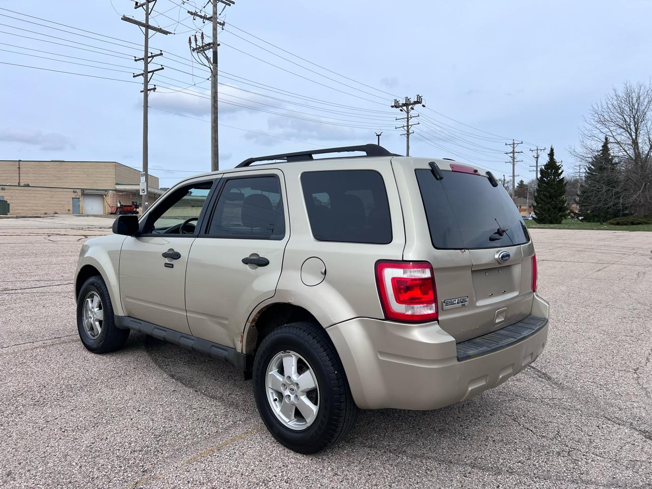 Ford Escape XLT FWD 2011