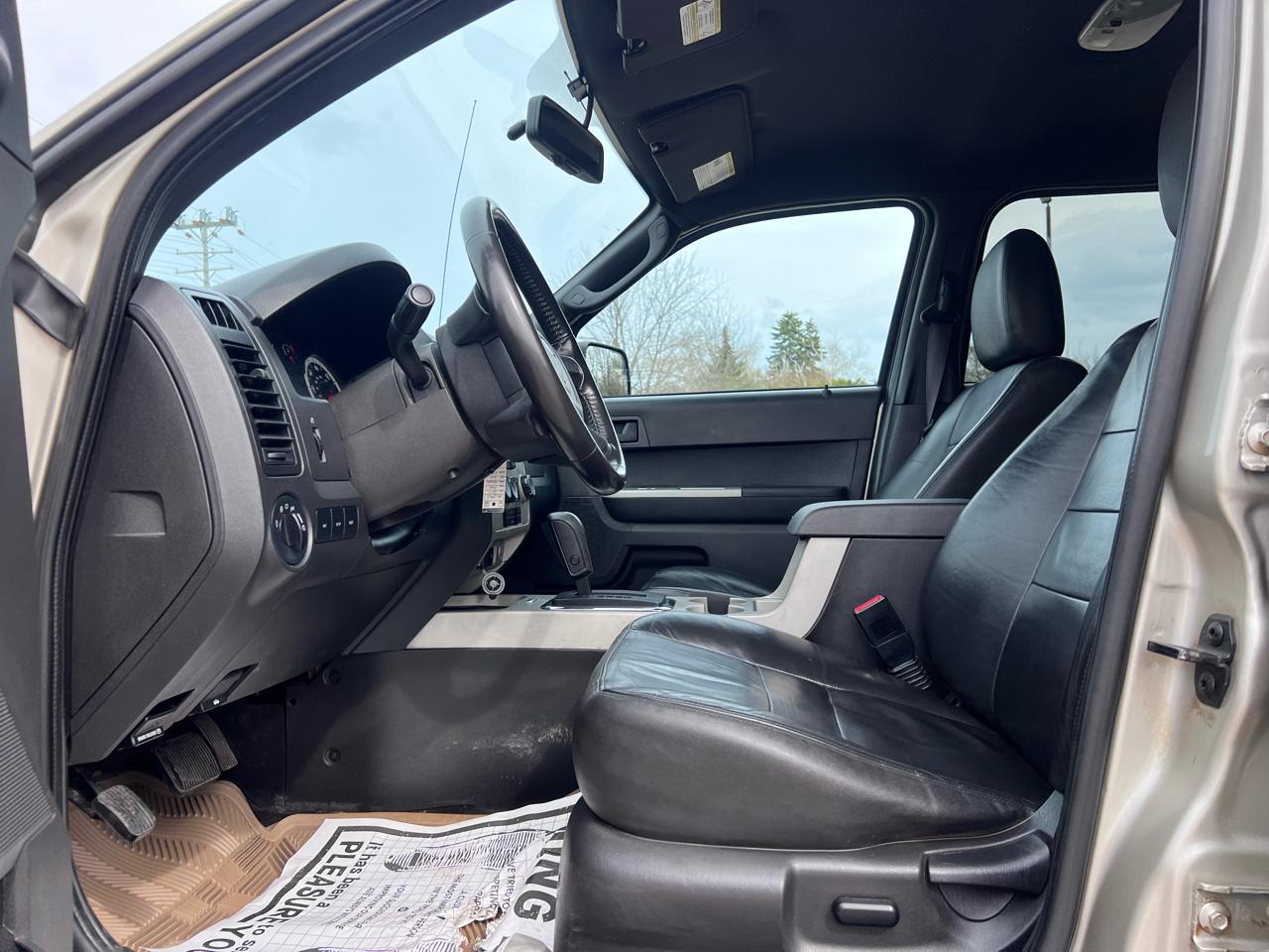 Ford Escape XLT FWD 2011