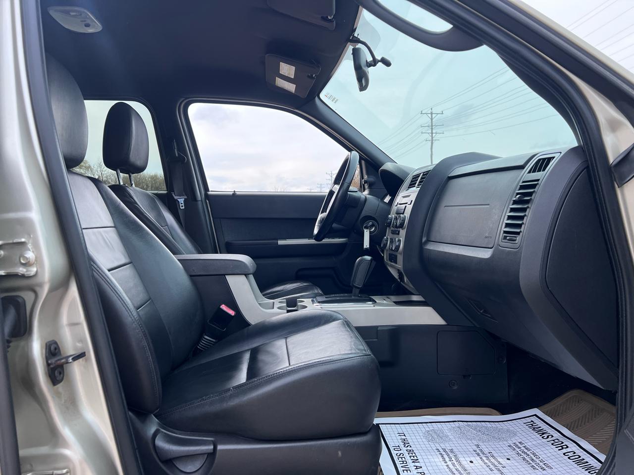 Ford Escape XLT FWD 2011