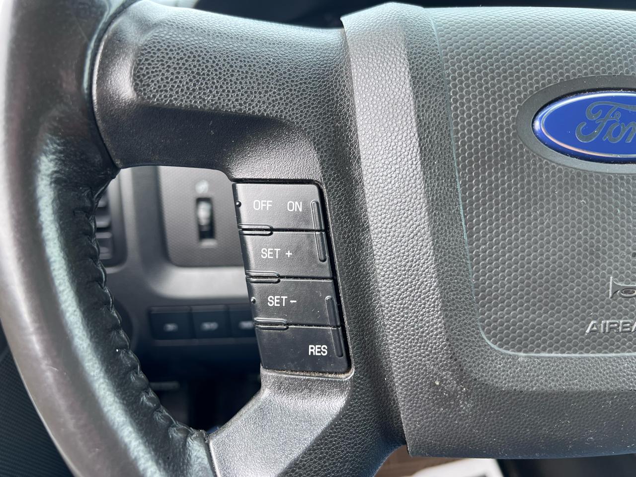Ford Escape XLT FWD 2011