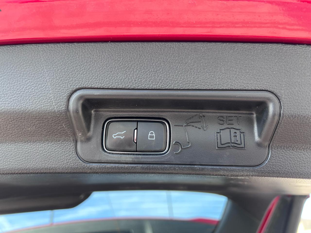 Ford Explorer XLT AWD 2021