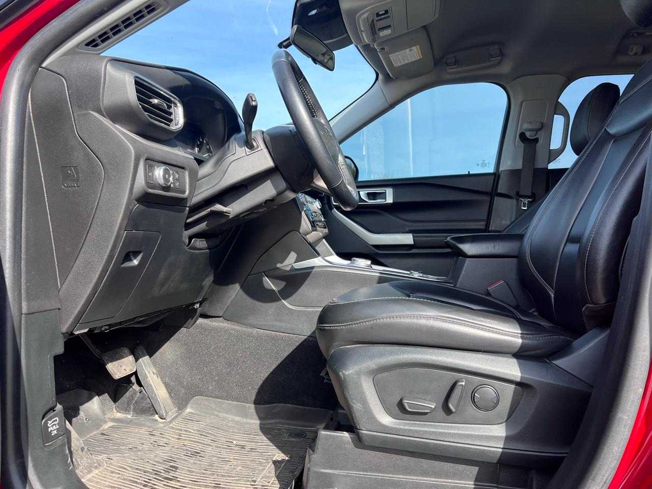 Ford Explorer XLT AWD 2021