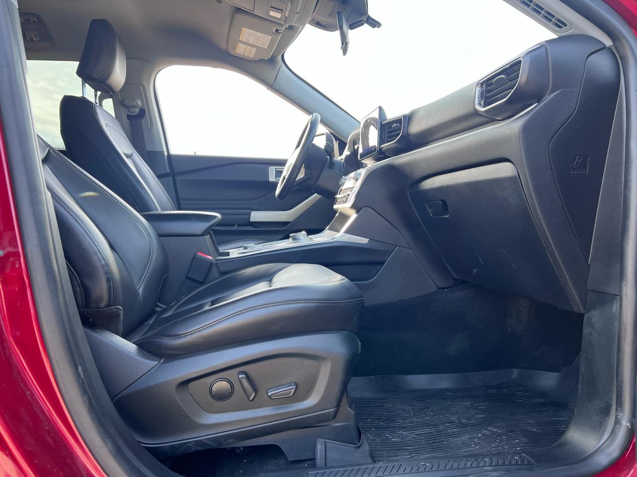 Ford Explorer XLT AWD 2021