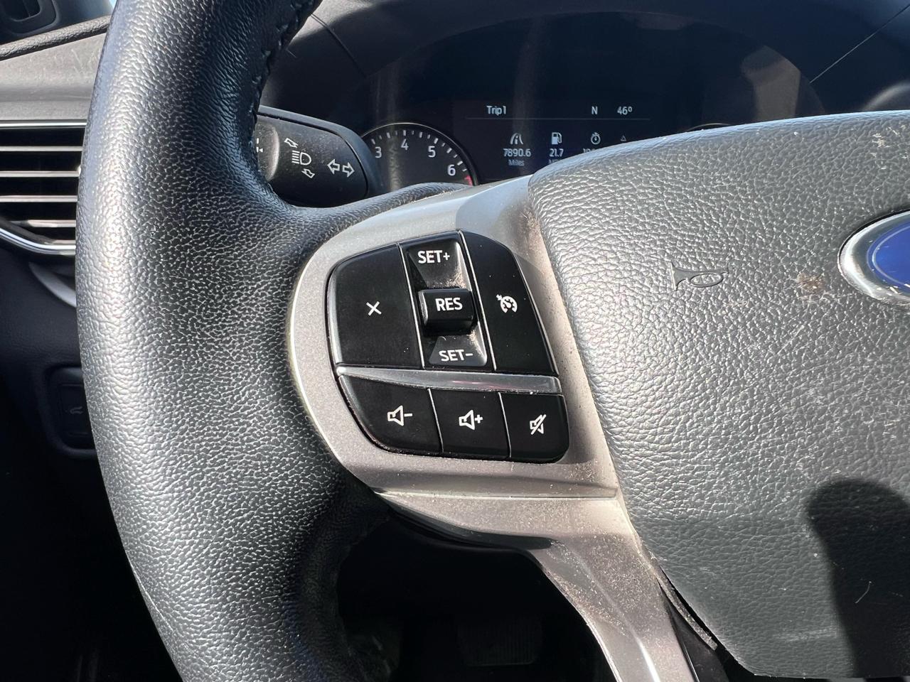 Ford Explorer XLT AWD 2021