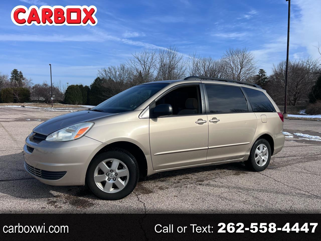 2004 Toyota Sienna LE - 7 Passenger