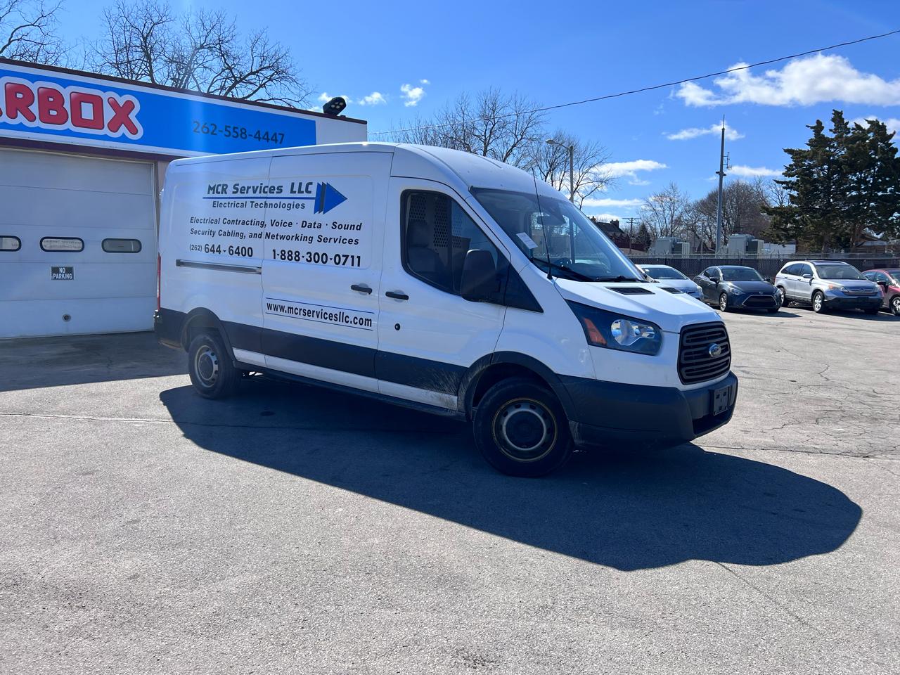 Ford Transit 250 Van Med. Roof w/Sliding Pass. 148-in. WB 2018