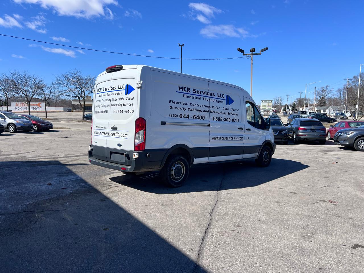 Ford Transit 250 Van Med. Roof w/Sliding Pass. 148-in. WB 2018