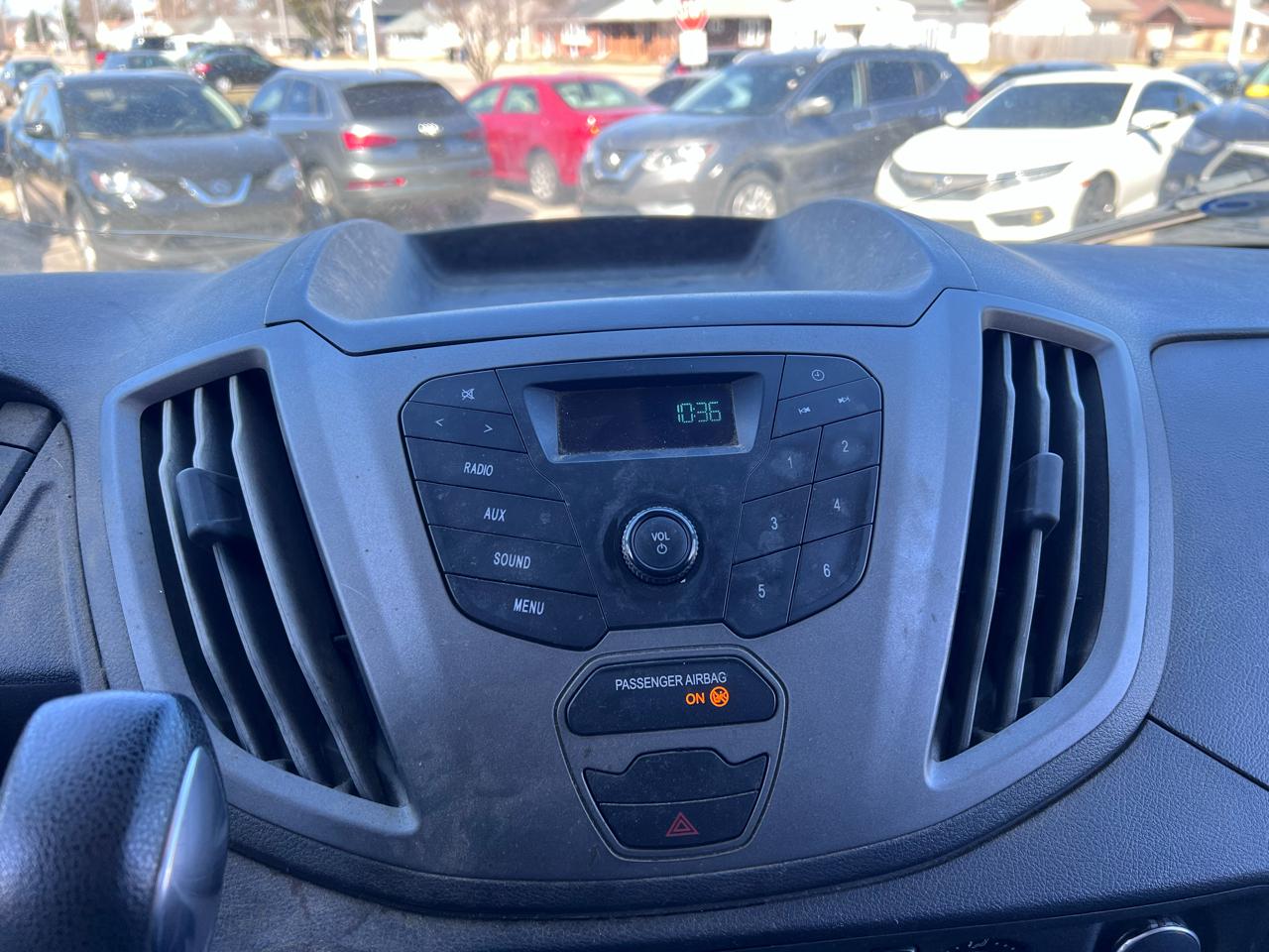 Ford Transit 250 Van Med. Roof w/Sliding Pass. 148-in. WB 2018