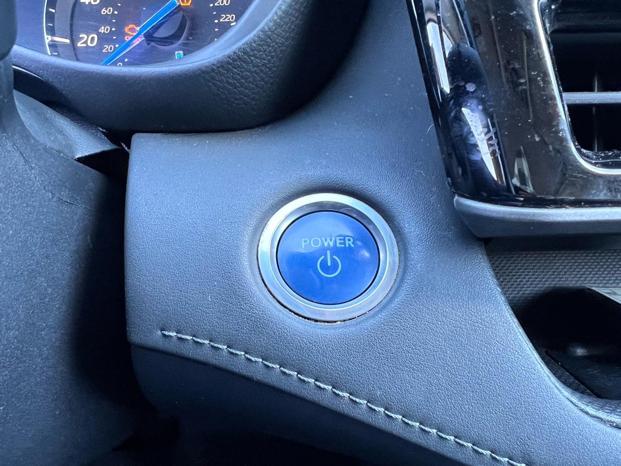 Toyota Highlander Hybrid XLE AWD 2020