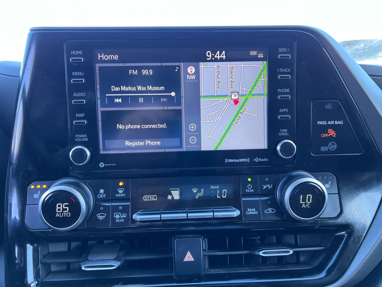 Toyota Highlander Hybrid XLE AWD 2020