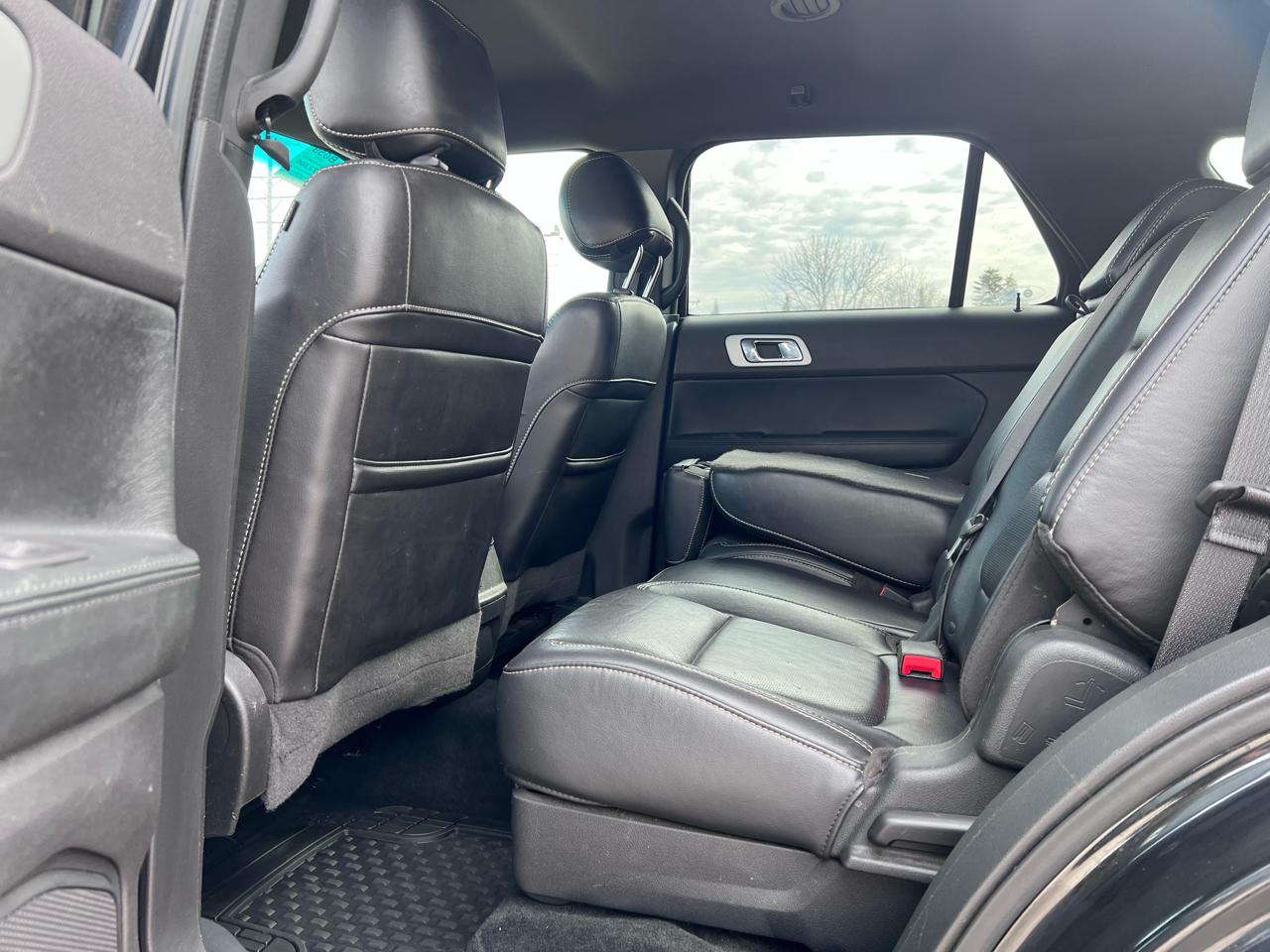 Ford Explorer Sport 4WD 2013