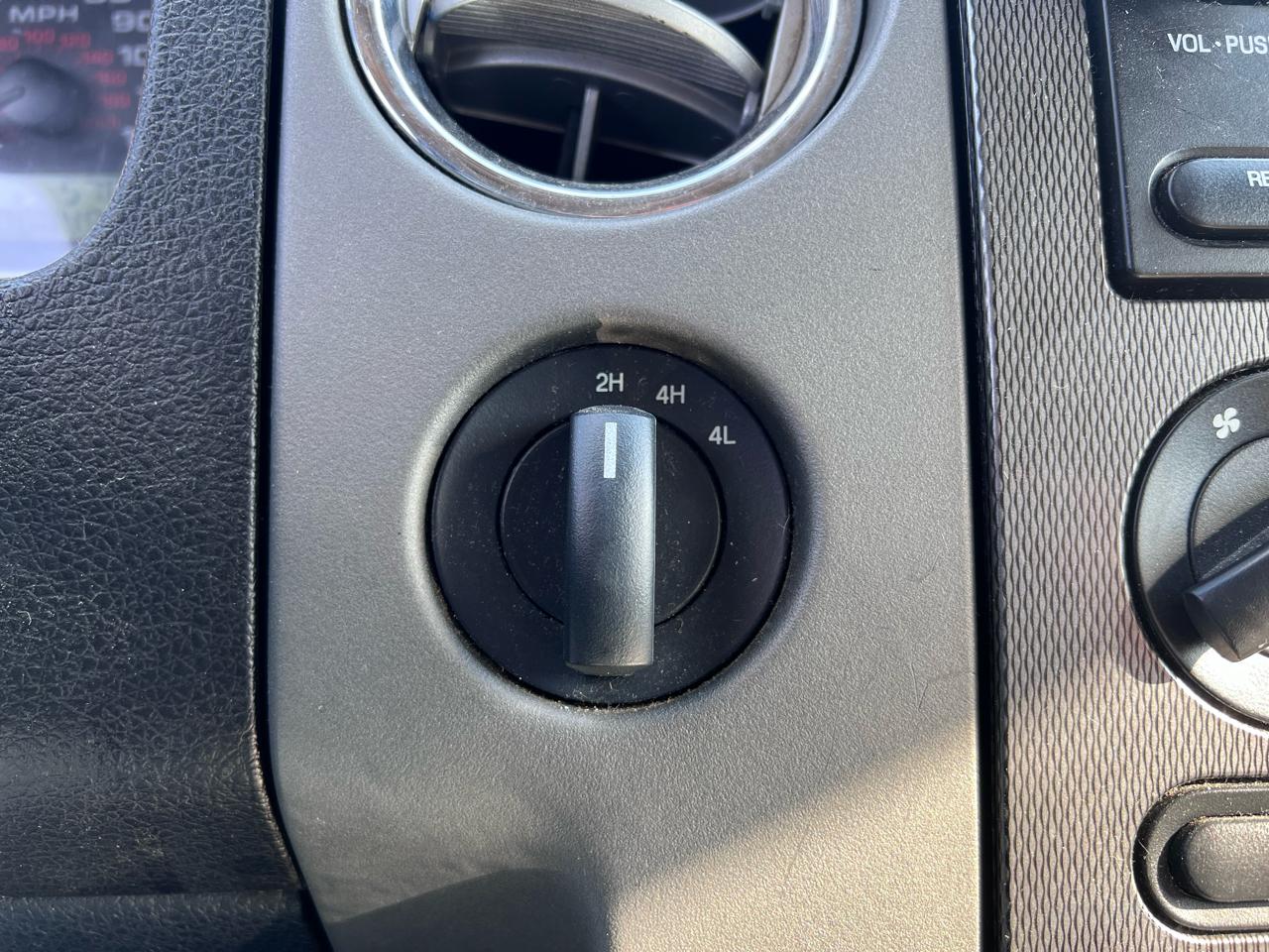 Ford F-150 XLT SuperCrew 6.5-ft Box 4WD 2006