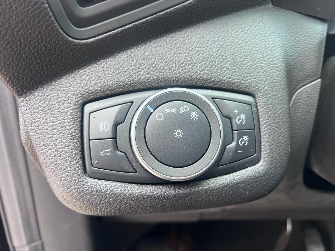 Ford Escape SEL 4WD 2019