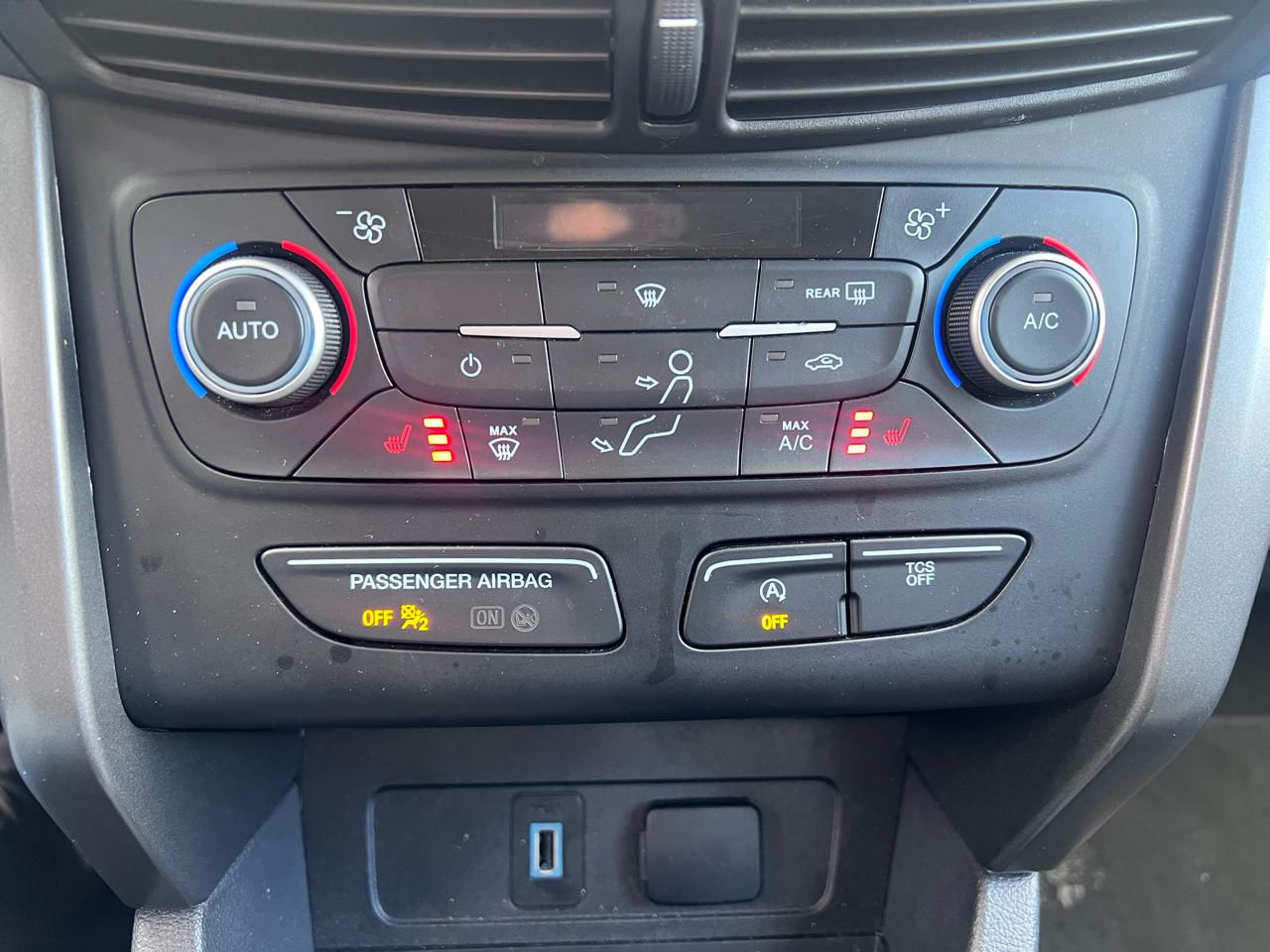 Ford Escape SEL 4WD 2019