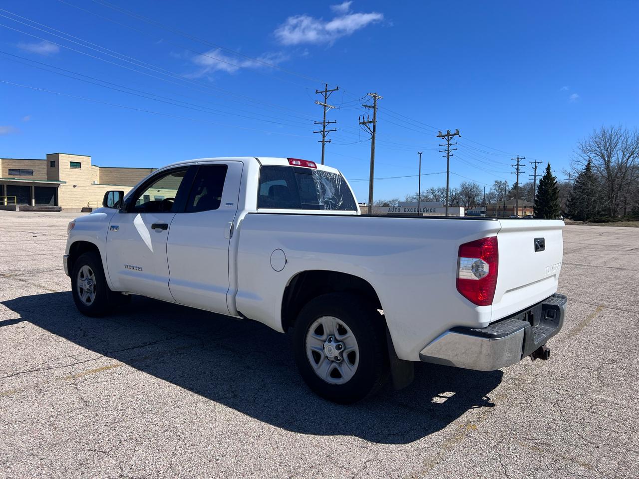 Toyota Tundra SR5 5.7L V8 Double Cab 2WD 2015