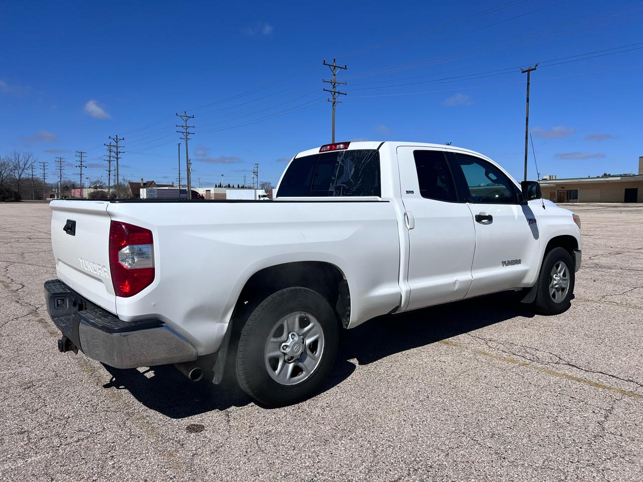Toyota Tundra SR5 5.7L V8 Double Cab 2WD 2015