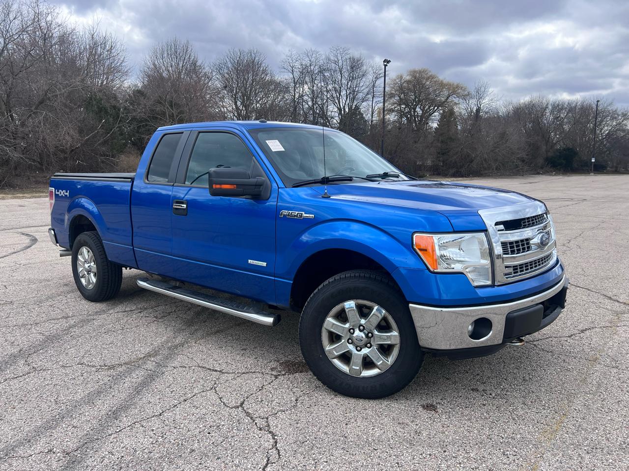 Ford F-150 XLT SuperCab 8-ft. Bed 4WD 2013